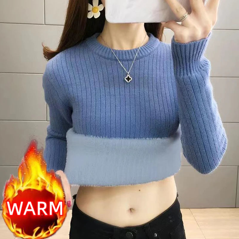 a teenager gal wearing women's fleece pullover sweaters