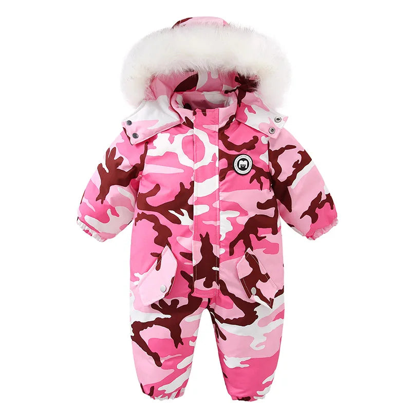 2t snowsuit camo pink with white faux fur at a white background