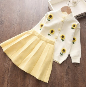 cream color Knitted Cardigan with 3d sun-flower knit decor  and light yellow pleated Skirt 2 piece set for girls 2-7 years old