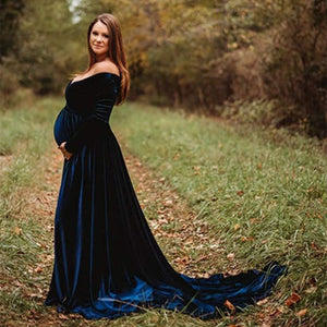maternity dress for autumn photoshoot