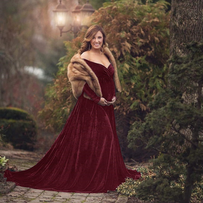 maternity dress for photoshoot in winter