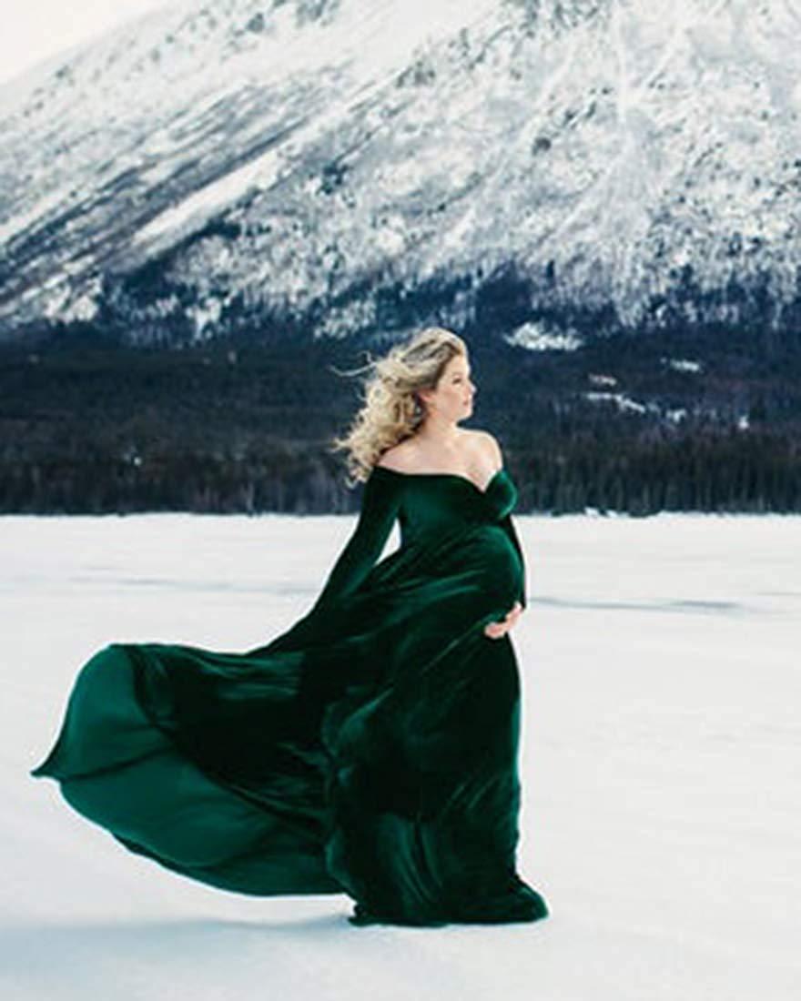 maternity dress for winter photography