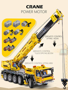 Remote Control Truck | MOULD KING | High-Tech Motor Power Mobile Crane 2590 Pcs