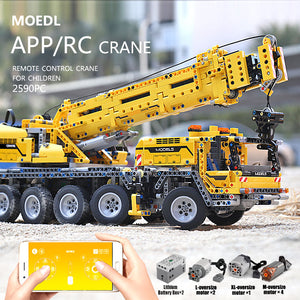 Remote Control Truck | MOULD KING | High-Tech Motor Power Mobile Crane 2590 Pcs