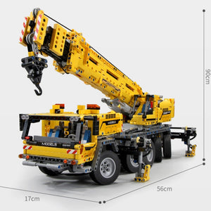 Remote Control Truck | MOULD KING | High-Tech Motor Power Mobile Crane 2590 Pcs