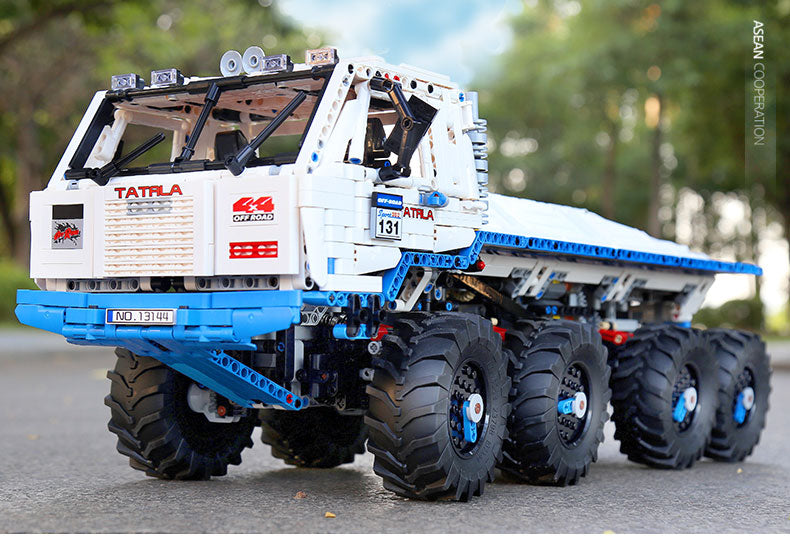 8x8 toy off-road